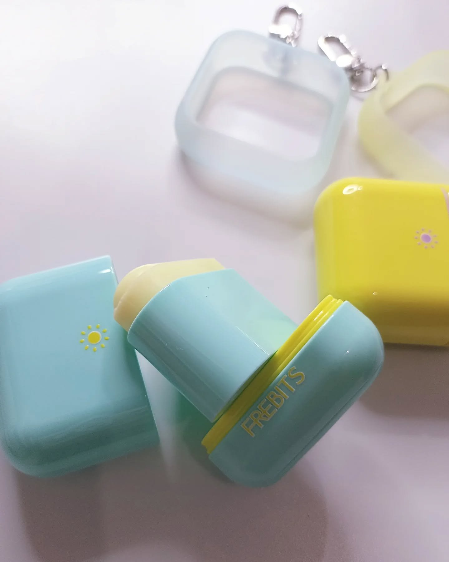 Air Fit Sun Finishing Stick 01 Pure Violet/FREBITS/日焼け止めスティックを使ったクチコミ（2枚目）