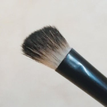 UR GLAM　SHADING BRUSH/U R GLAM/メイクブラシを使ったクチコミ（2枚目）