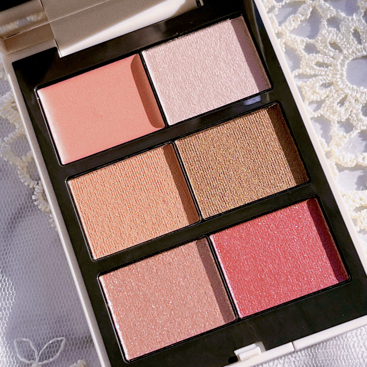 THREE ディヴァインリップジェム X01 BLOOM BOOM/THREE/口紅を使ったクチコミ（2枚目）