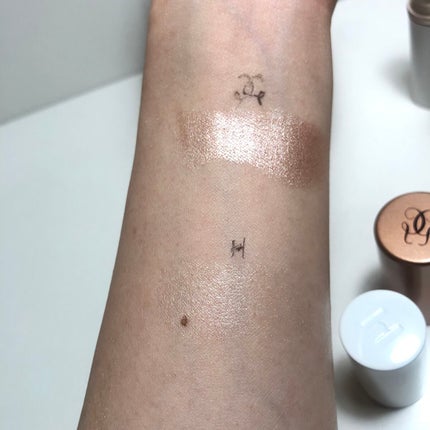 トゥルーディメンションラディアンスバーム/hince/スティックハイライトを使ったクチコミ(2枚目)