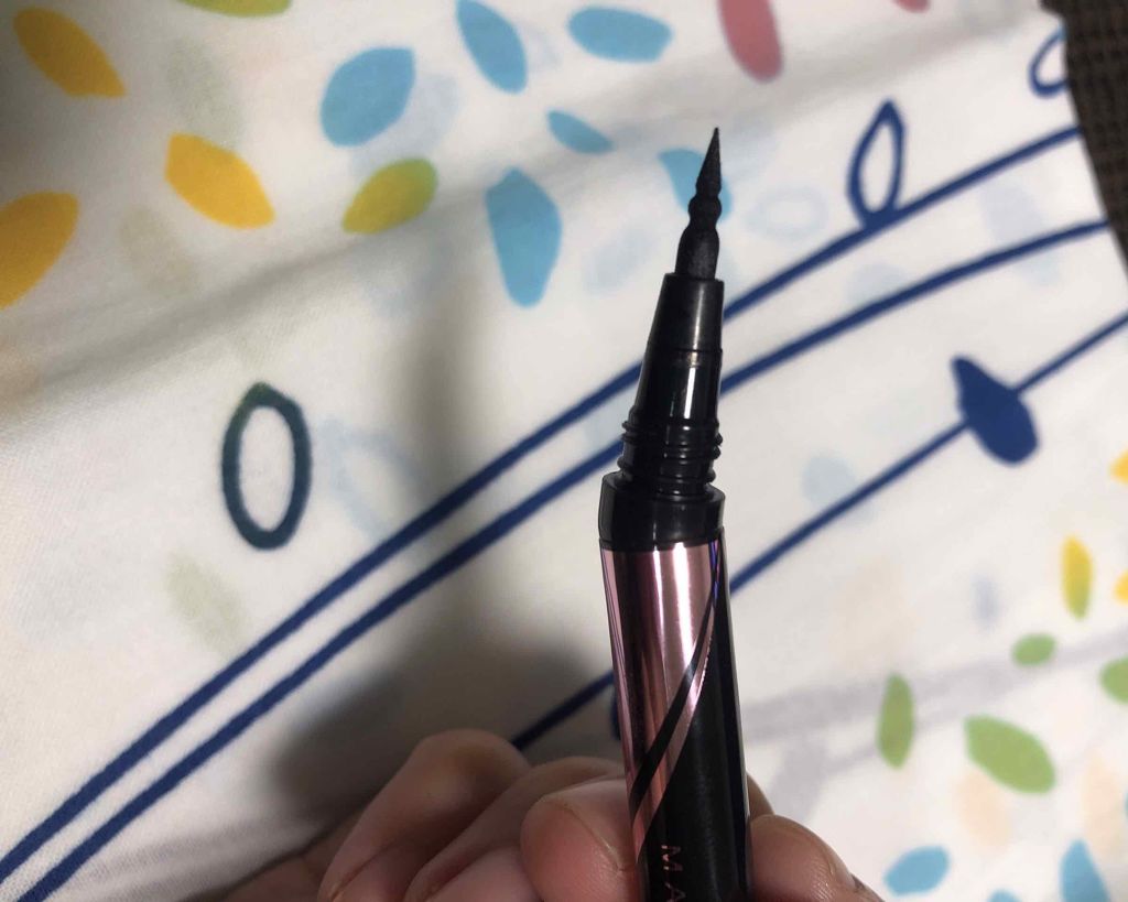 ハイパータイトライナー/MAYBELLINE NEW YORK/リキッドアイライナーを使ったクチコミ(2枚目)