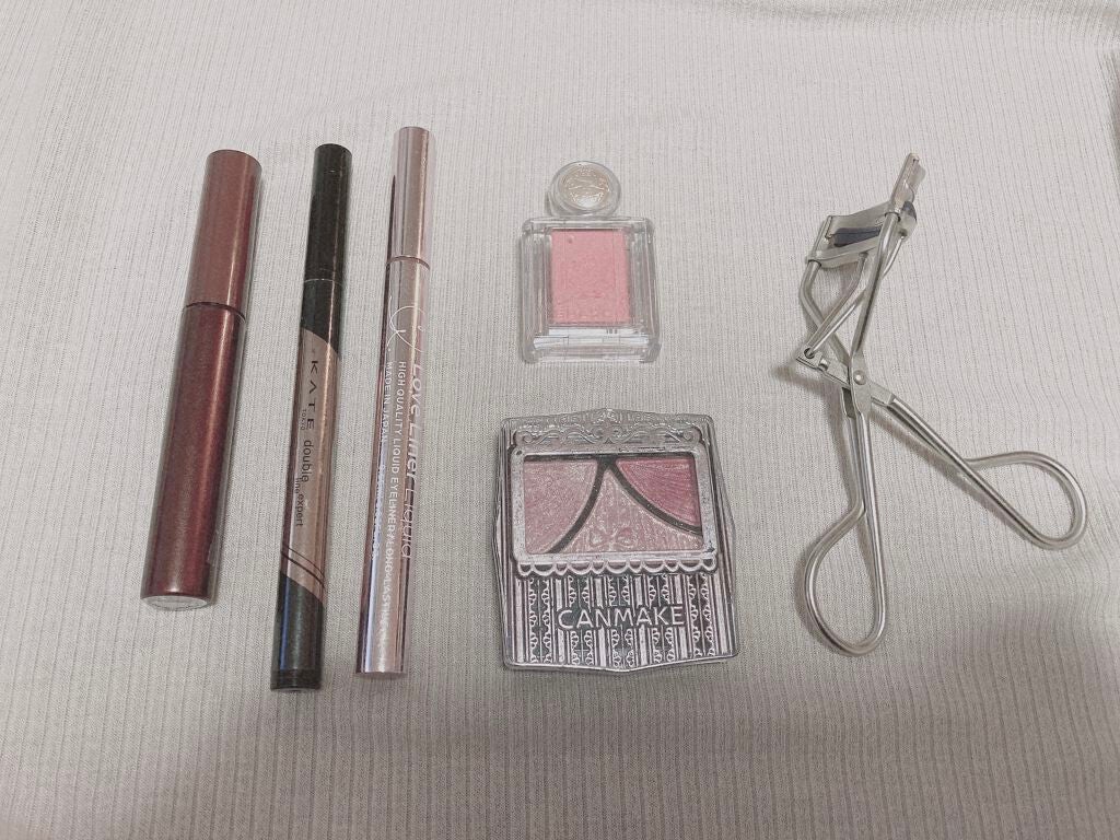 ジューシーピュアアイズ/キャンメイク/アイシャドウパレットを使ったクチコミ(2枚目)