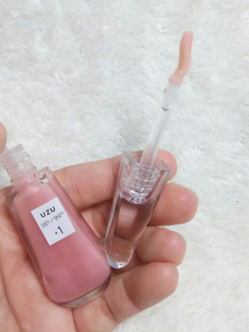38°C / 99°F リップトリートメント (リップ美容液)/UZU BY FLOWFUSHI/リップケアを使ったクチコミ（2枚目）