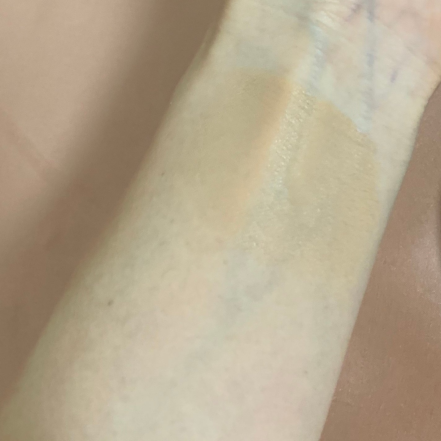 エバーグロウクッション SPF25 PA++/FEMMUE/クッションファンデーションを使ったクチコミ(4枚目)