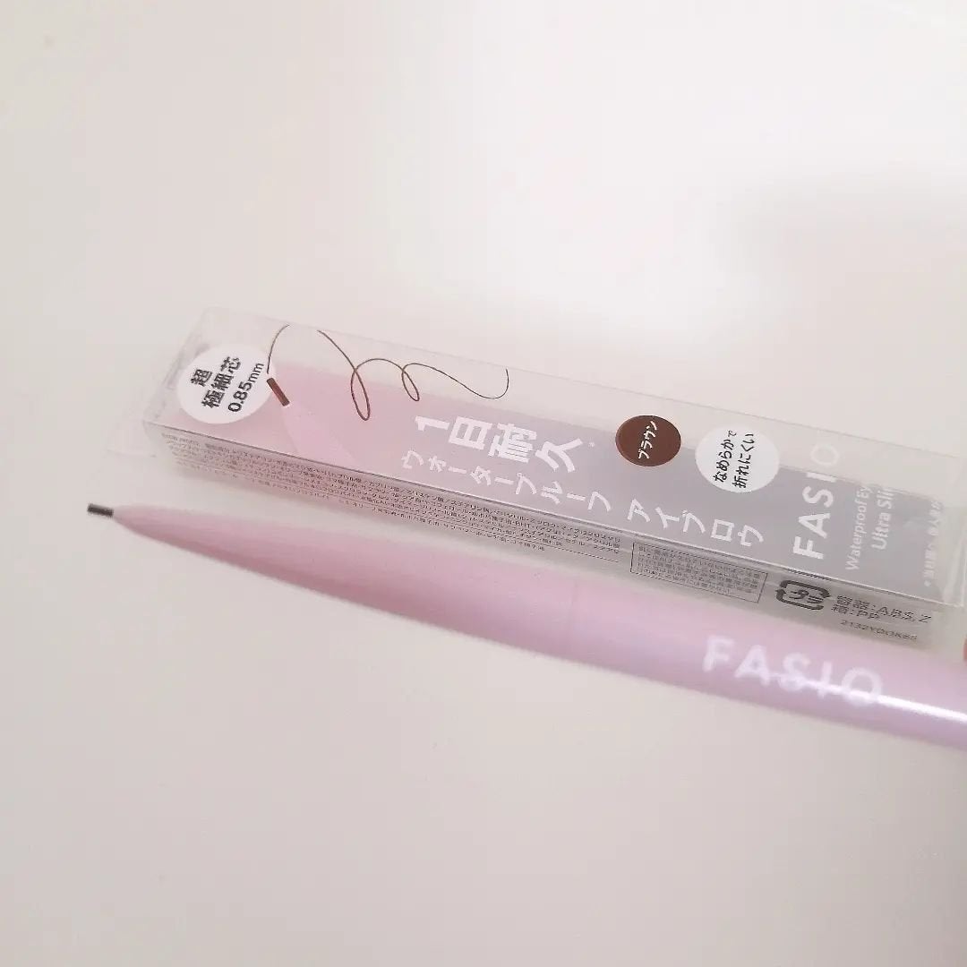 lili on LIPS 「コーセー『ファシオ ウォータープルーフアイブロウ(超極細芯)』..」(2枚目)