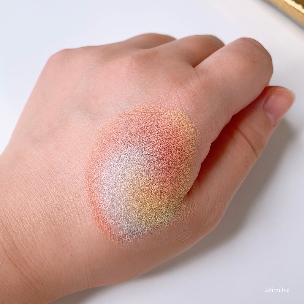 カラーブレンドグローファンデーション/ディエム クルール/クリーム・エマルジョンファンデーションを使ったクチコミ(2枚目)