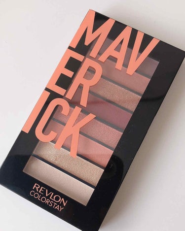 カラーステイ ルックス ブック パレット/REVLON/パウダーアイシャドウを使ったクチコミ（1枚目）