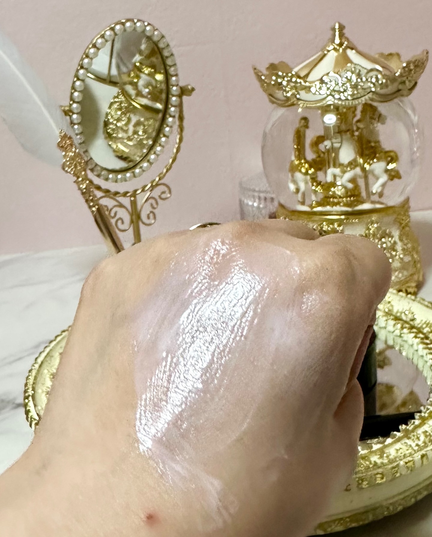 クリーム　イン　デイ/KANEBO/フェイスクリームを使ったクチコミ（3枚目）