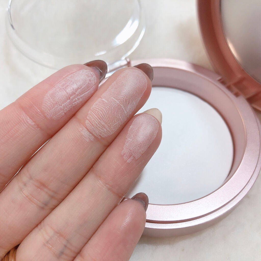 玉女桃花絹糸 プレストフェイスパウダー/花西子/プレストパウダーを使ったクチコミ(6枚目)