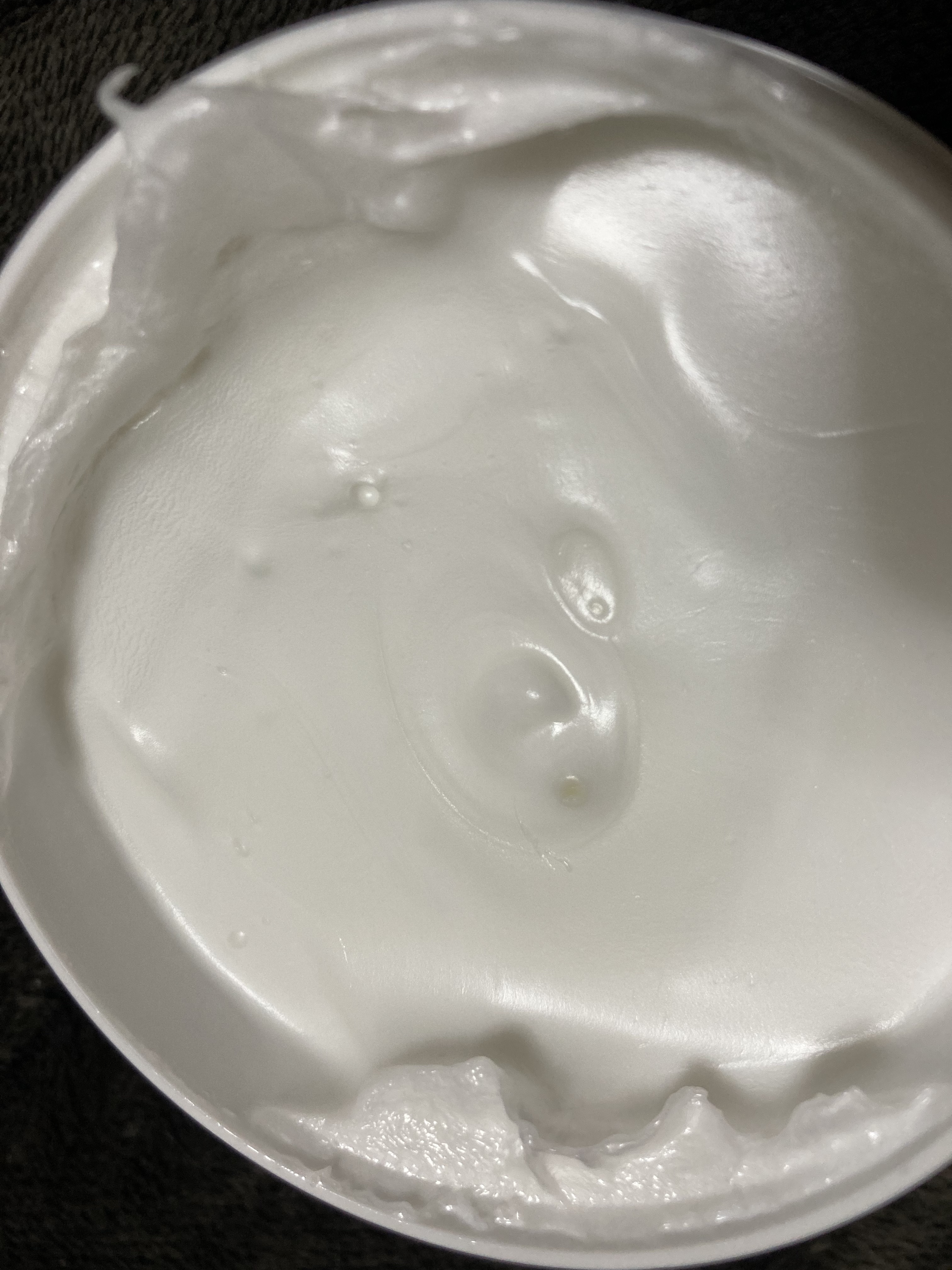 ダヴ クリームボディウォッシュ コンフォートモイスチャー/ダヴ/ボディソープを使ったクチコミ（2枚目）