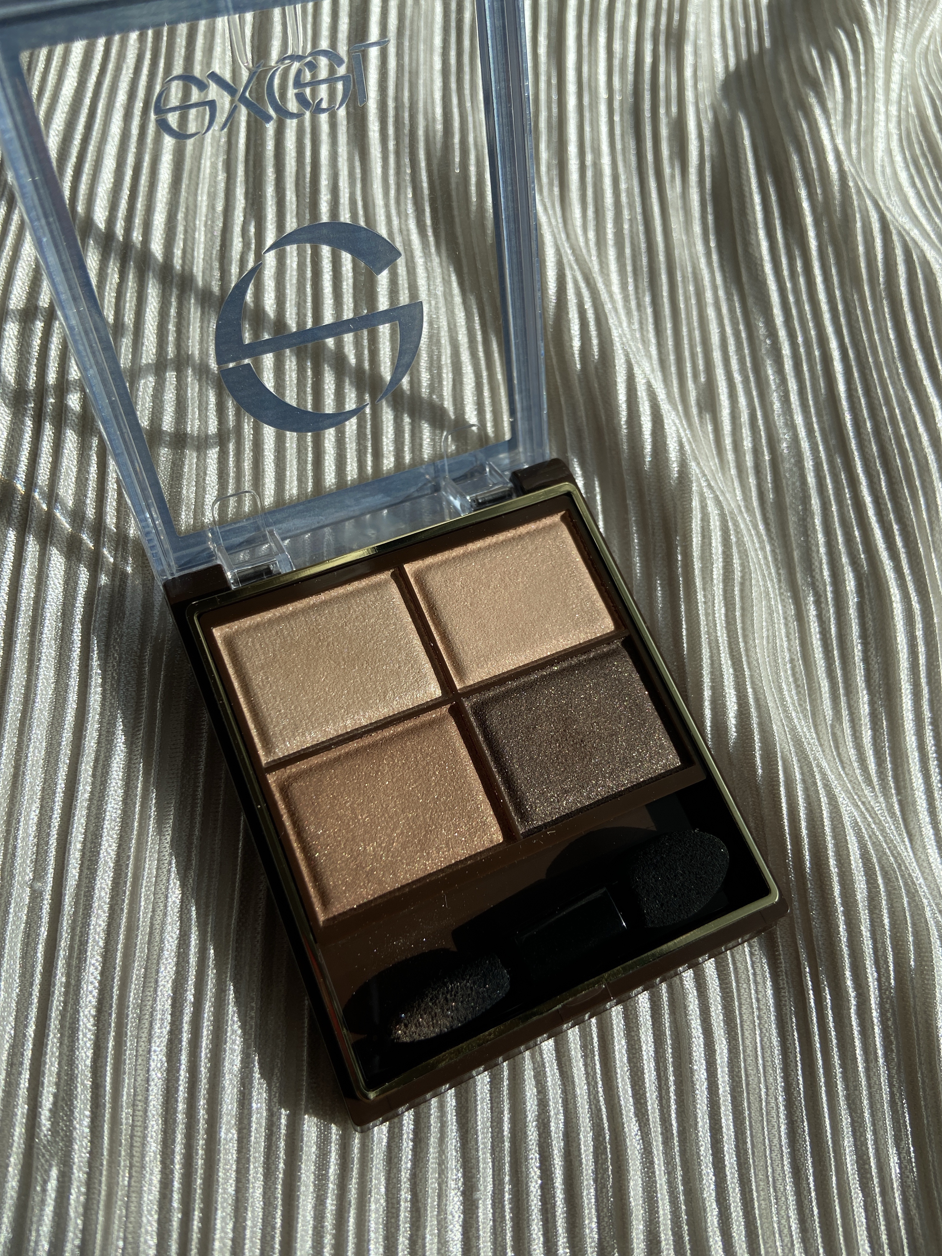 スキニーリッチシャドウ/excel/アイシャドウパレットを使ったクチコミ（2枚目）