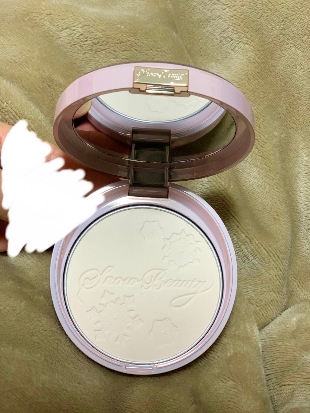 スノービューティー ホワイトニング スキンケアパウダーP2021 /スノービューティー/プレストパウダーを使ったクチコミ(3枚目)