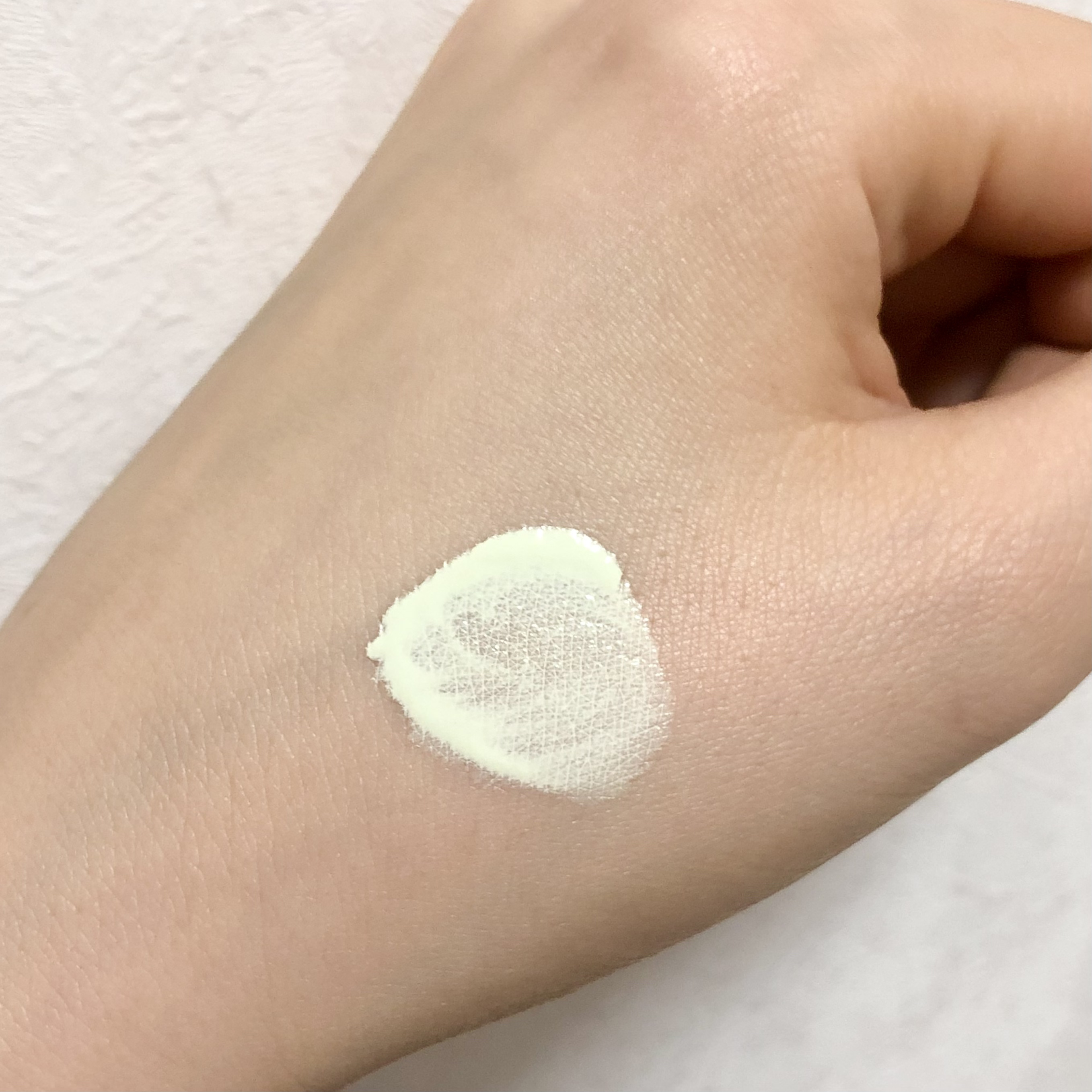 コントロールカラーベース 04 グリーン(Green)/KiSS/化粧下地を使ったクチコミ（2枚目）