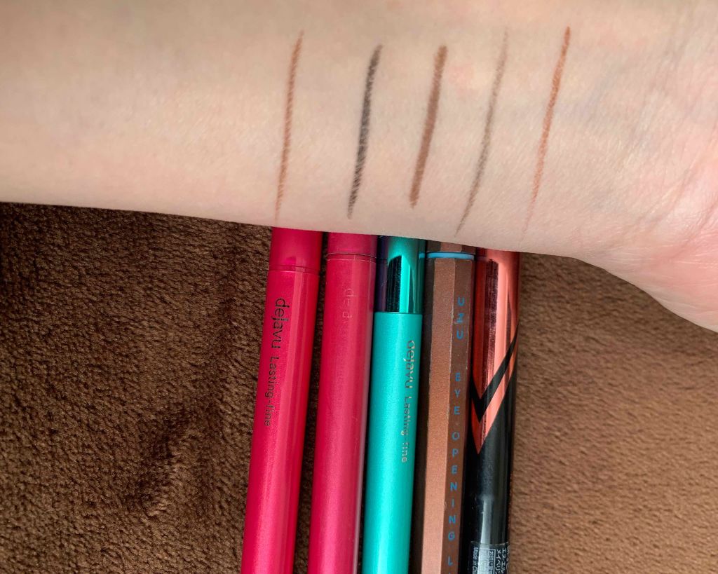 「密着アイライナー」しなやか筆リキッド/デジャヴュ/リキッドアイライナーを使ったクチコミ(2枚目)