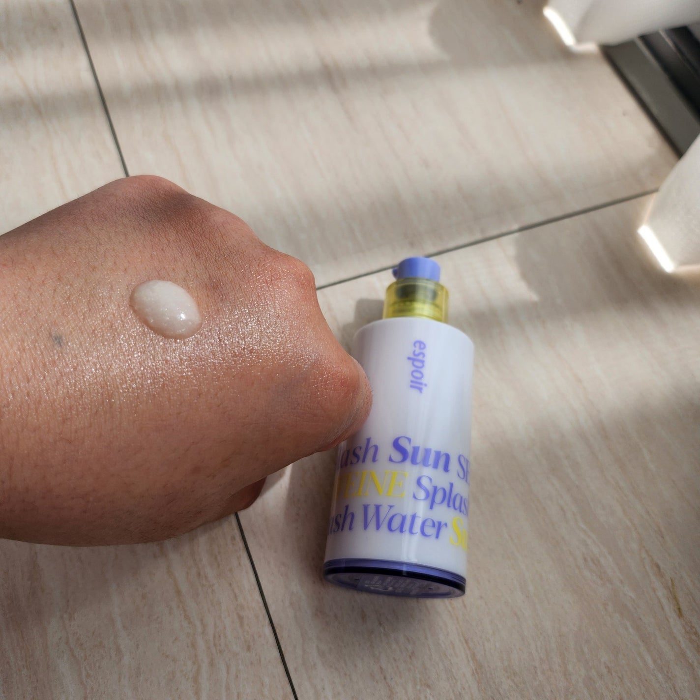 エスポア ウォータースプラッシュサンセラム/espoir/日焼け止めクリームを使ったクチコミ(2枚目)