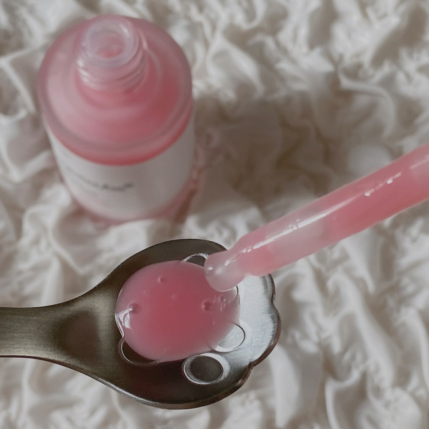 PDRNピンクアンプル PDRN 10,000ppm配合/MEDICUBE/美容液を使ったクチコミ（3枚目）