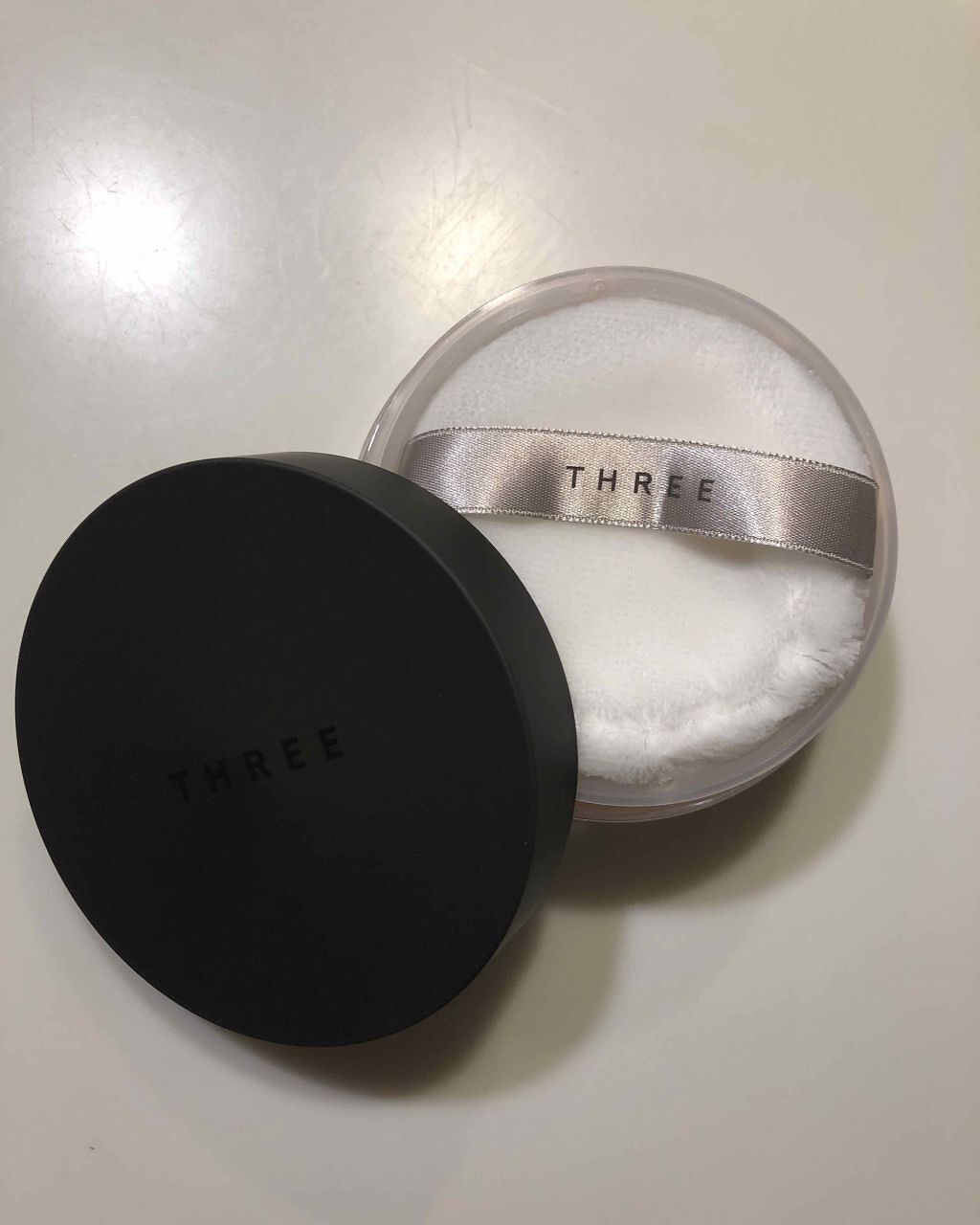 アルティメイトダイアフェネス ルースパウダー/THREE/ルースパウダーを使ったクチコミ(2枚目)