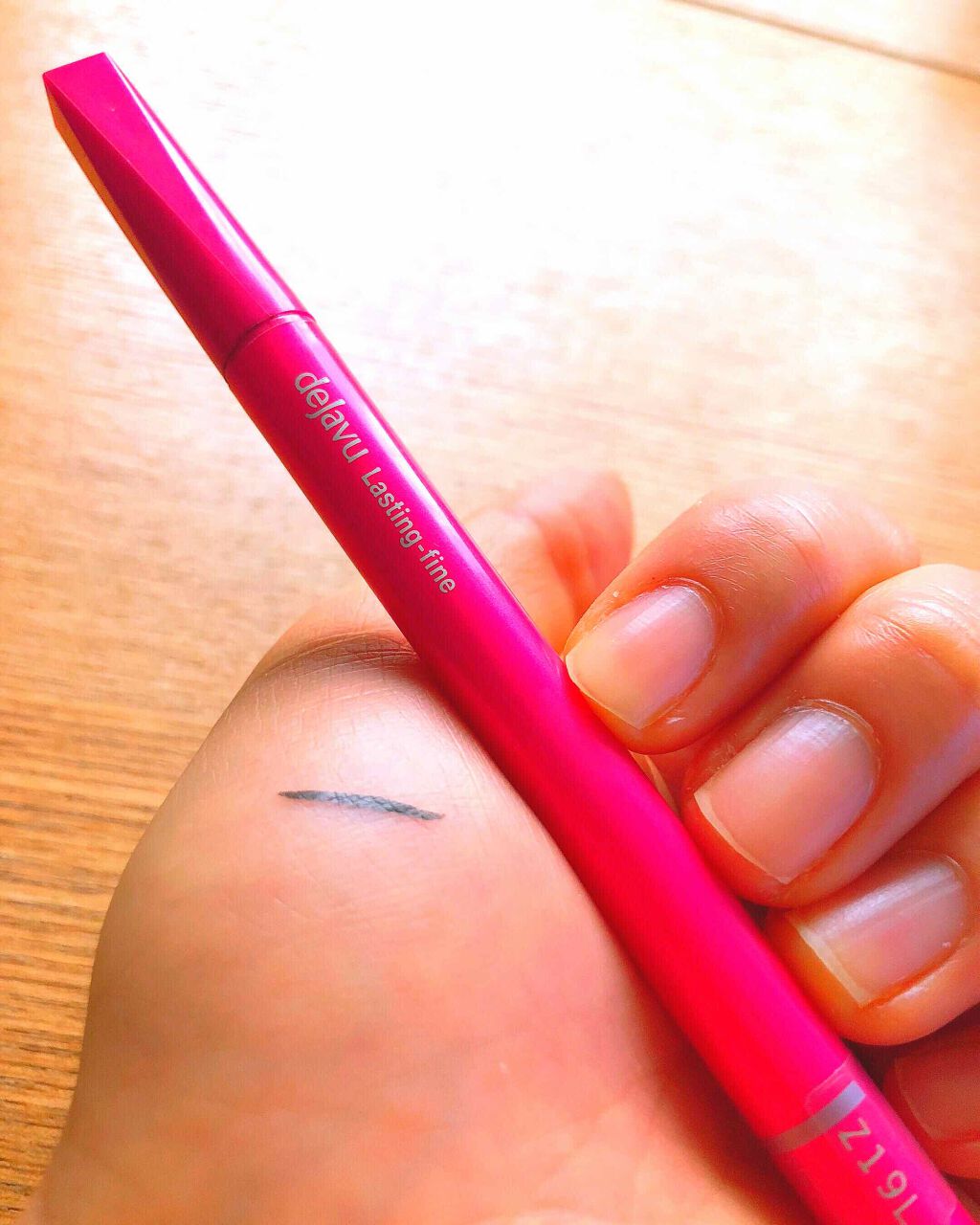 ラスティンファインS筆ペンリキッド/デジャヴュ/リキッドアイライナーを使ったクチコミ（1枚目）