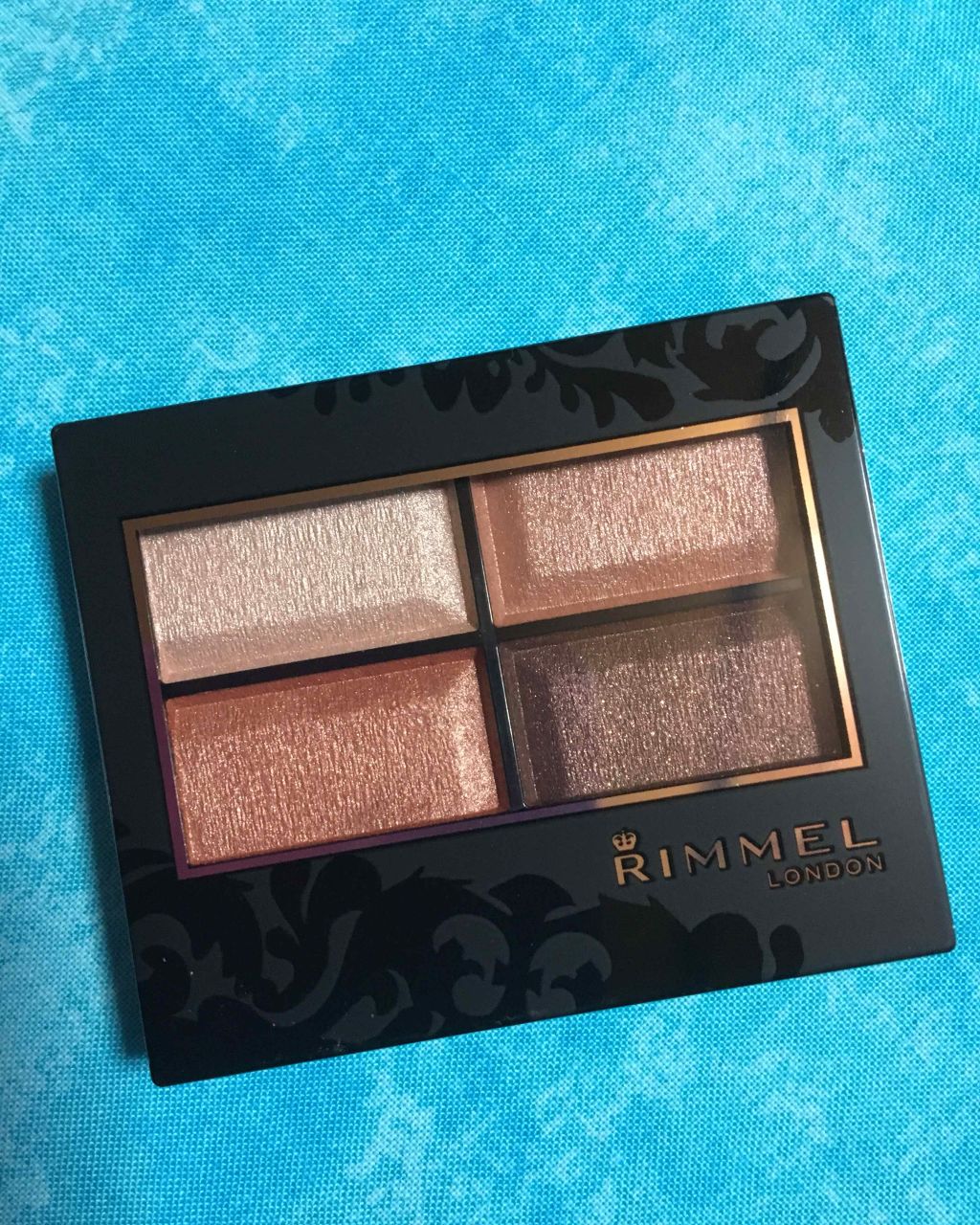 ロイヤルヴィンテージ アイズ/リンメル ロンドン/アイシャドウパレットを使ったクチコミ（1枚目）