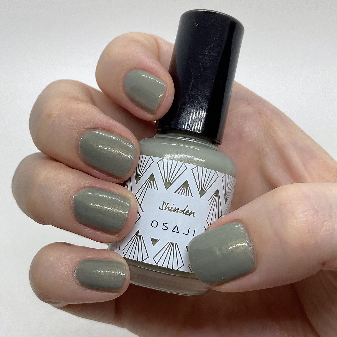 オサジ アップリフト ネイルカラー/OSAJI/マニキュアを使ったクチコミ(5枚目)
