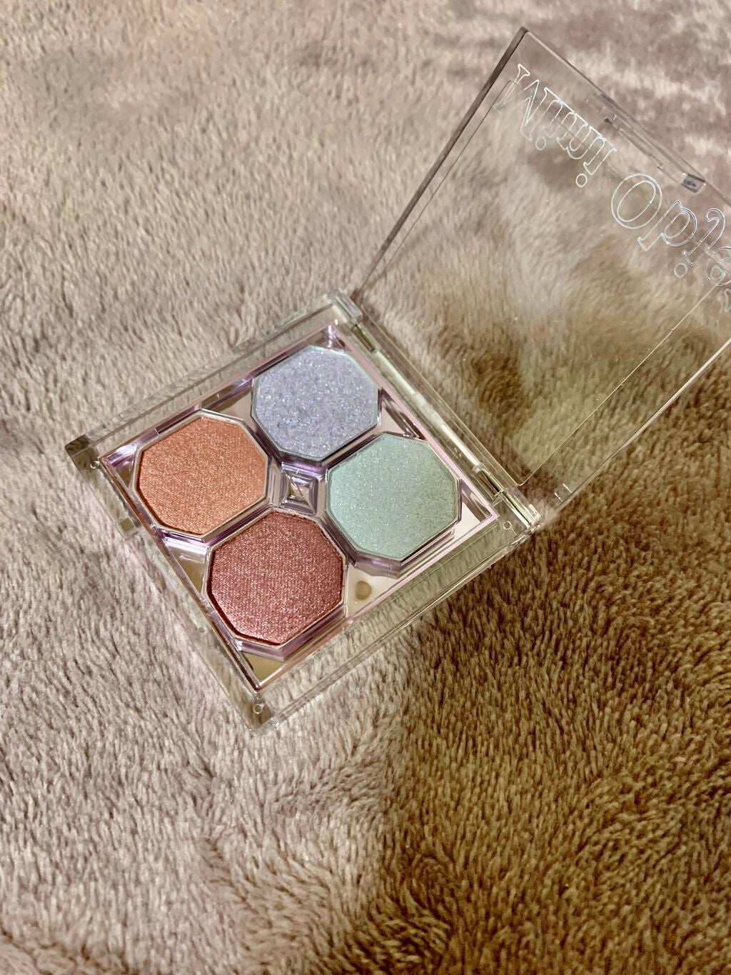 オパールグロープランプリップ/MIRAGEM/リップグロスを使ったクチコミ(1枚目)