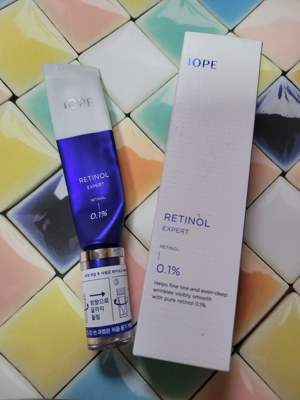 
IOPE　　
レチノール エキスパート0.1%
7480円(キューテン価格変動あり)

２週間で深いシワまで改善！(公式)

レチノール初心者におすすめとのこと
日本語のわかりやすい説明書付き
黄色かかった色のクリーム
伸びがいい

夜の