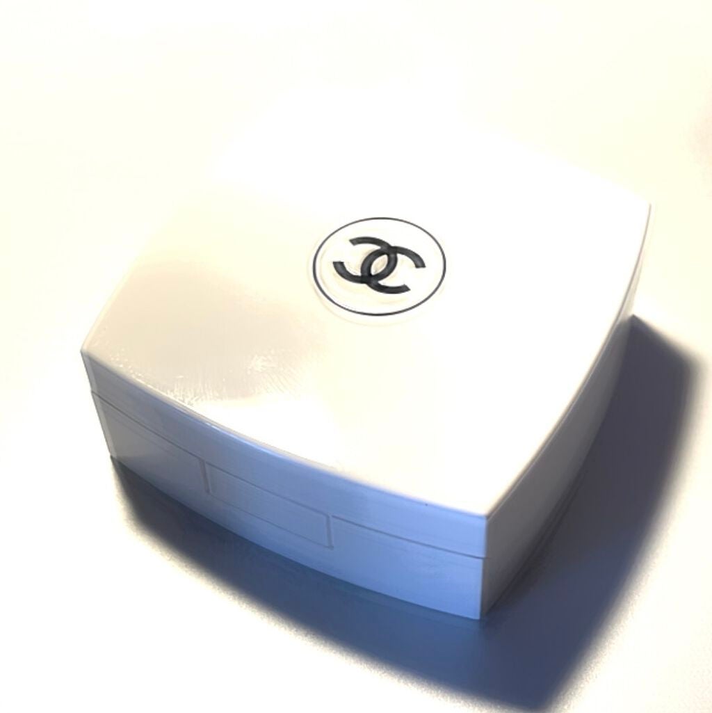 ル ブラン クッション/CHANEL/クッションファンデーションを使ったクチコミ(1枚目)