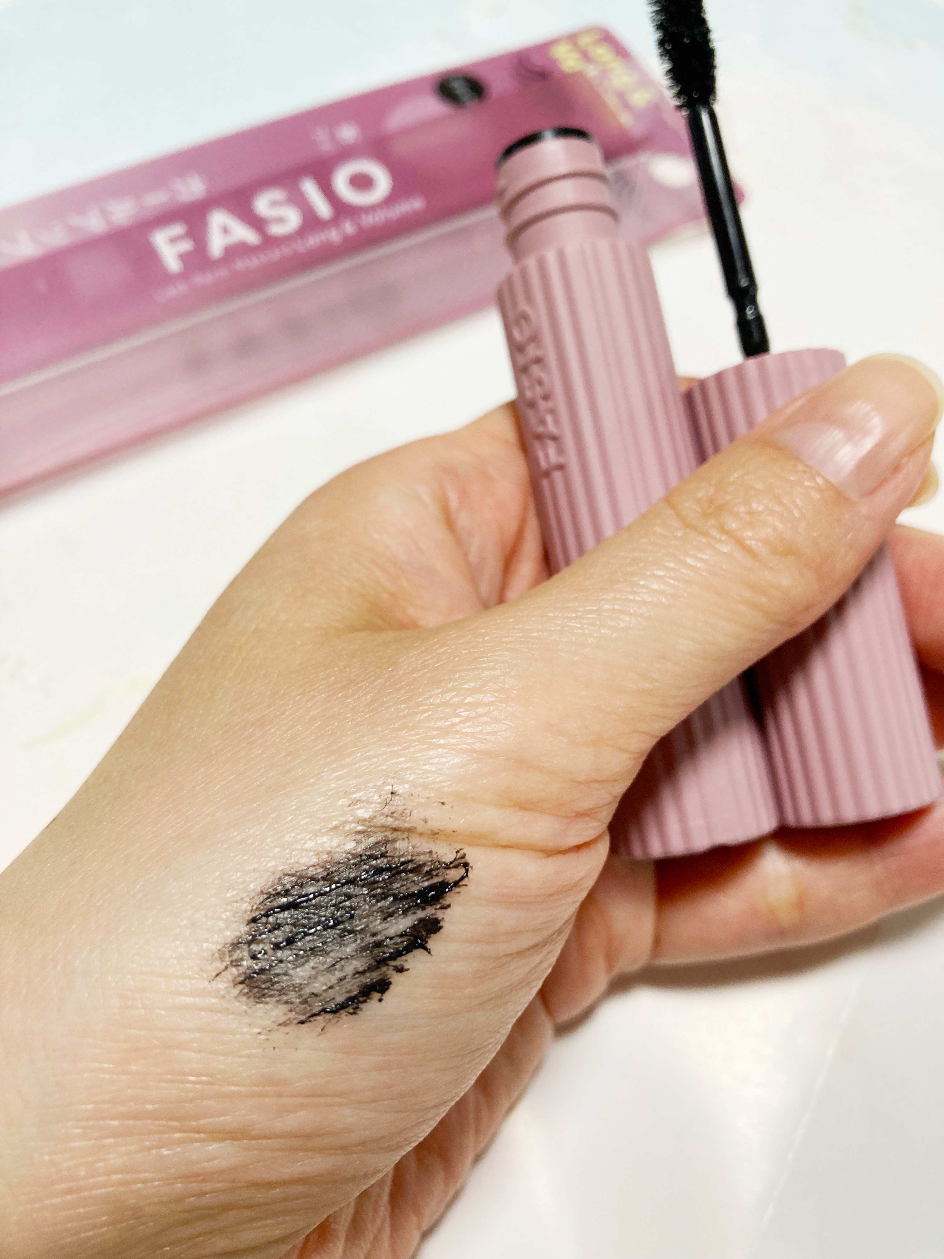 まつパ級 フィルム マスカラ (ロング&ボリューム)/FASIO/マスカラを使ったクチコミ（3枚目）