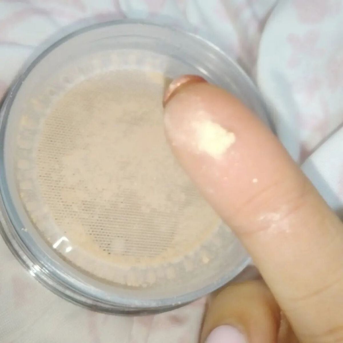 インビジブル エッセンス ルースパウダー グロウ/ADDICTION/ルースパウダーを使ったクチコミ(6枚目)