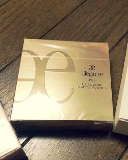 ラ プードル オートニュアンス/Elégance/プレストパウダーを使ったクチコミ(1枚目)