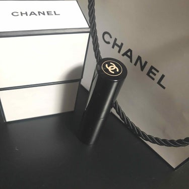 CHANEL レ ベージュ ボーム ア レーヴルのクチコミ「CHANEL レ ベージュ ボーム ア レヴール


めちゃくちゃシアーで可愛くないですか…！.....」（1枚目）