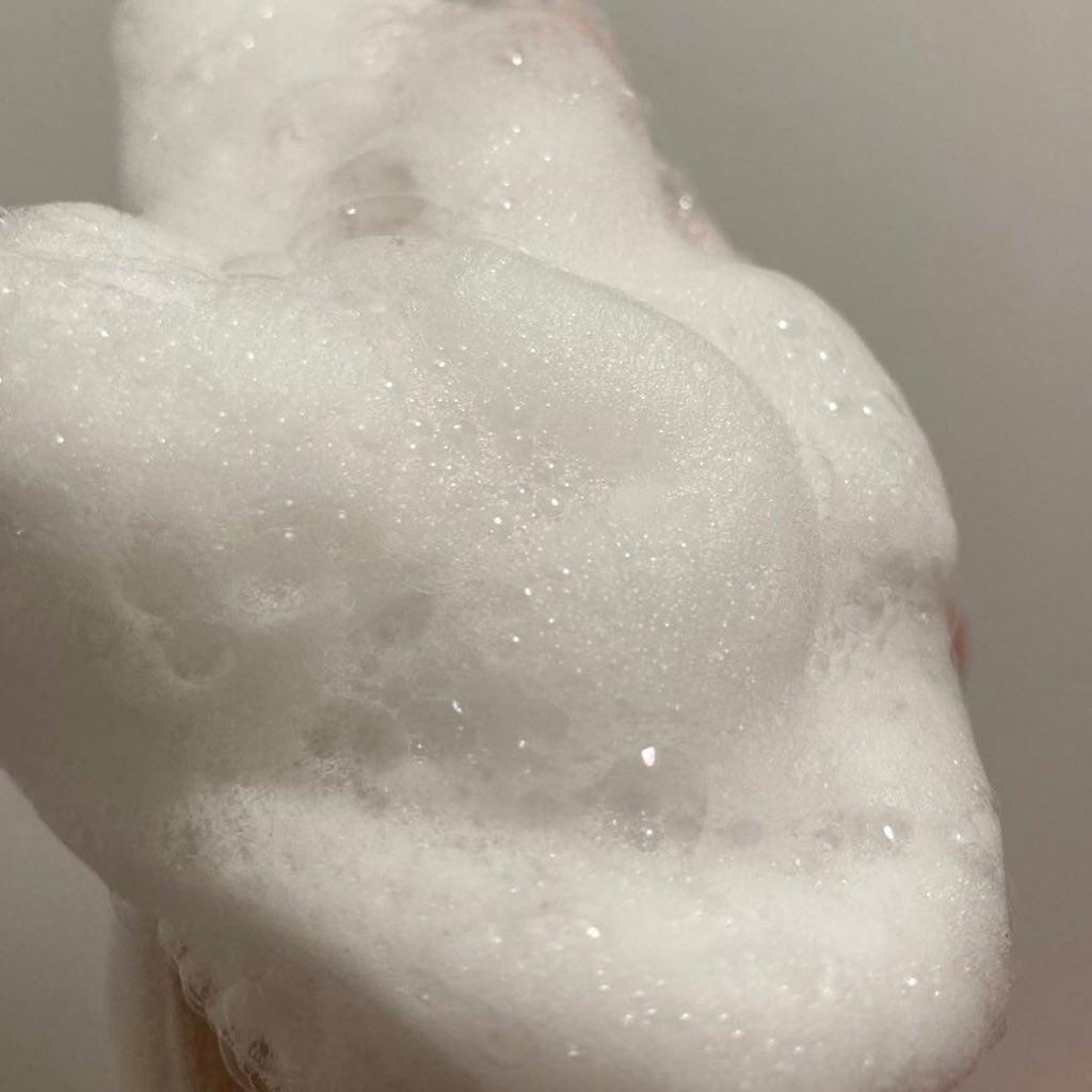 エンジェルスキン ボディウォッシュ サボン&ブーケの香り/ニベア/ボディソープを使ったクチコミ(4枚目)