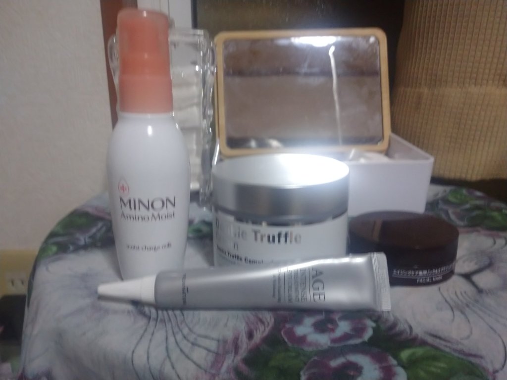 ガラクナイアシン2.0エッセンス/manyo/美容液を使ったクチコミ（3枚目）