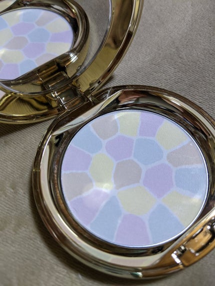 ラ プードル オートニュアンス/Elégance/プレストパウダーを使ったクチコミ(1枚目)