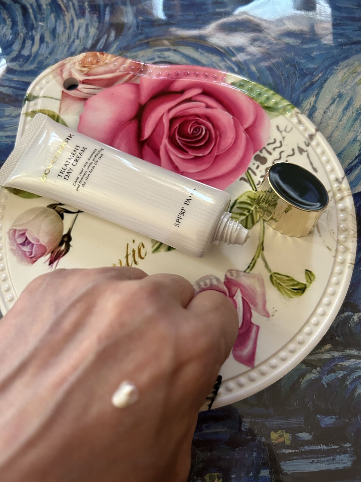 トリートメント デイ クリーム/COVERMARK/日焼け止めクリームを使ったクチコミ（1枚目）