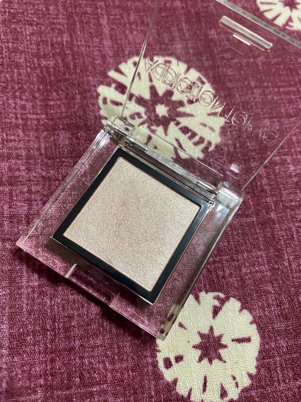 アディクション ザ アイシャドウ パール 011P Engaged/ADDICTION/単色アイシャドウを使ったクチコミ（3枚目）