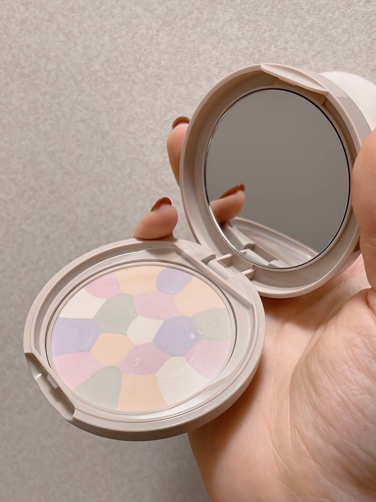 マシュマロフィニッシュパウダー ~Abloom~/キャンメイク/プレストパウダーを使ったクチコミ(4枚目)