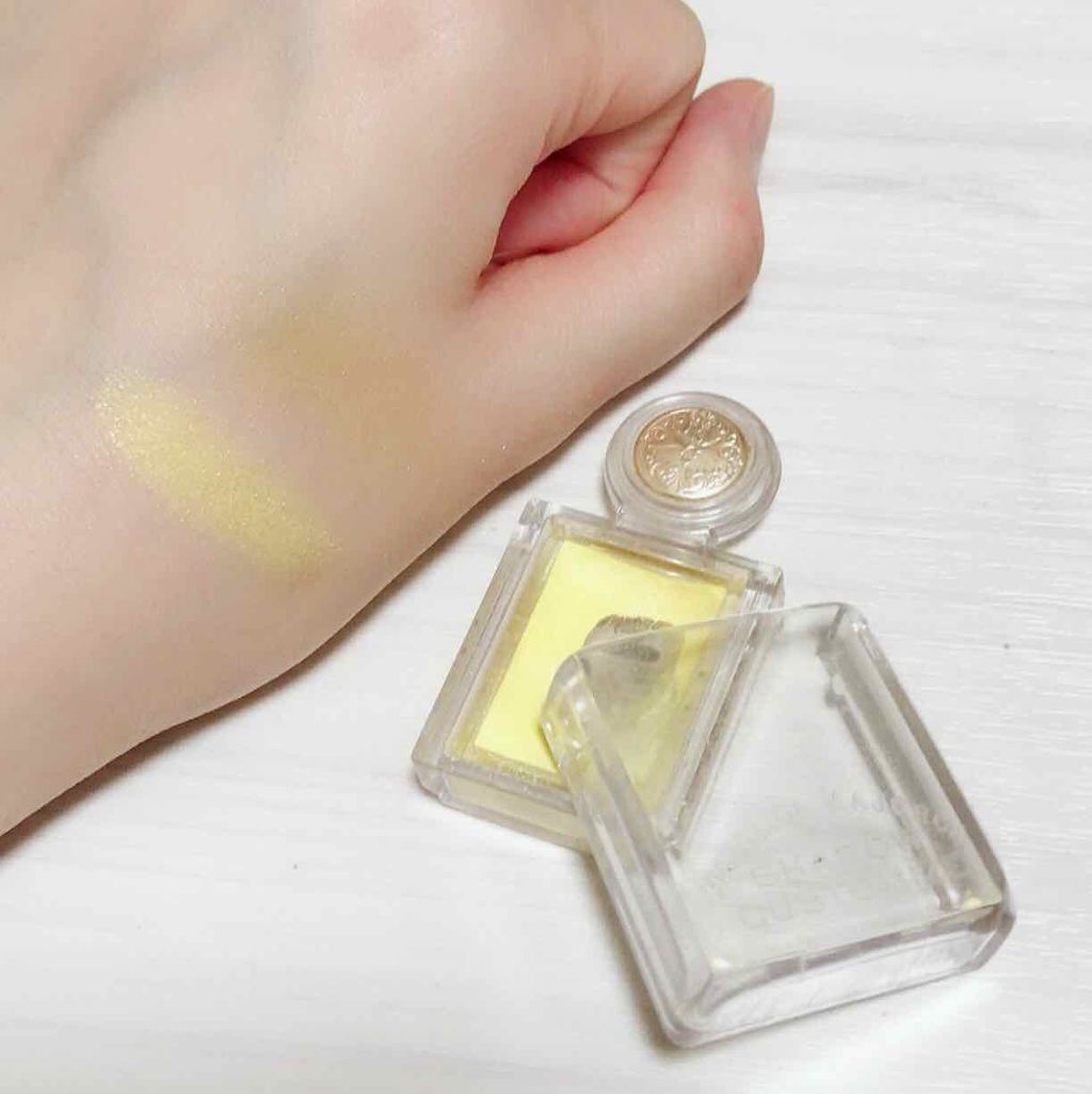 シャドーカスタマイズ/MAJOLICA MAJORCA/単色アイシャドウを使ったクチコミ(1枚目)