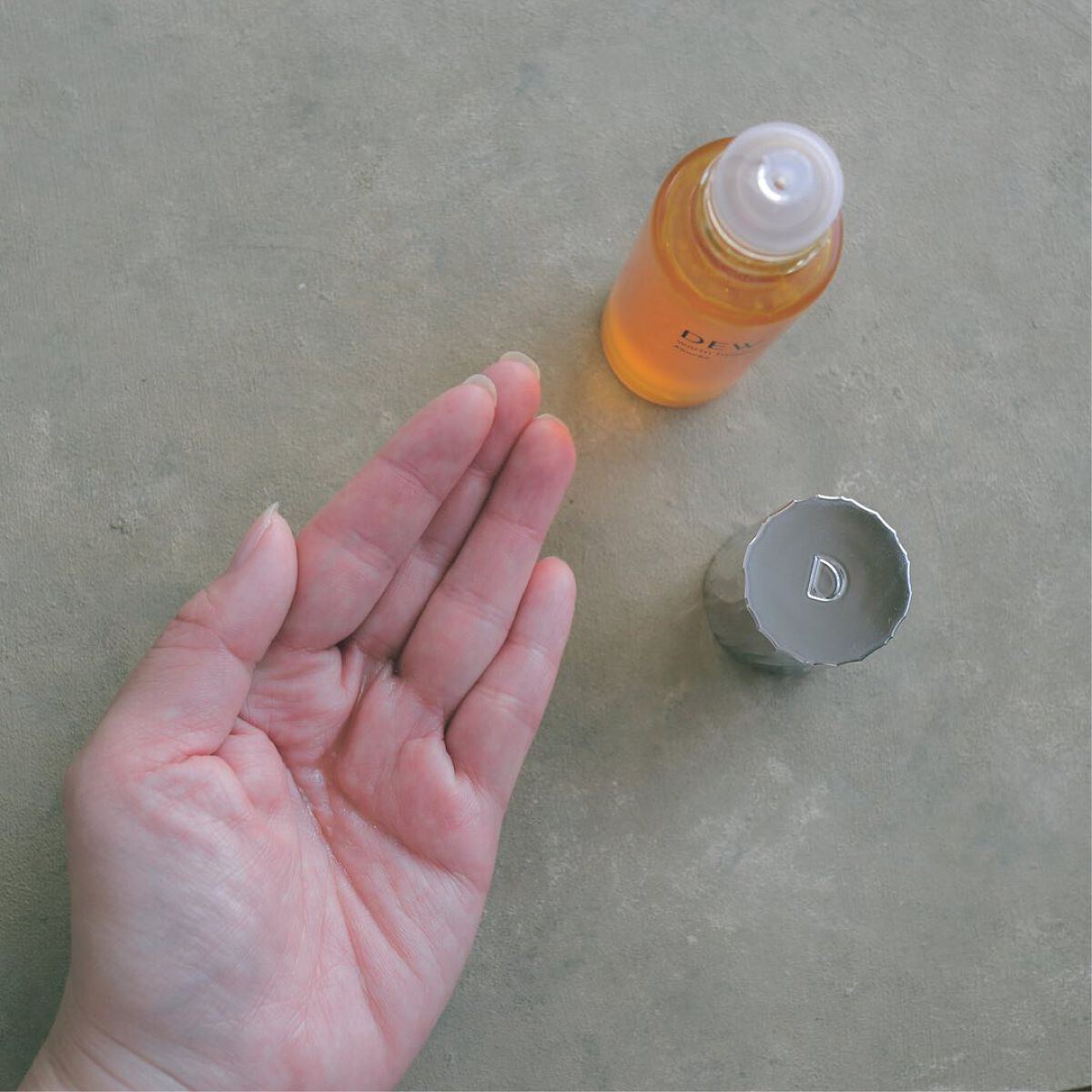 ウォームヒュッゲオイル/DEW/美容液を使ったクチコミ(3枚目)