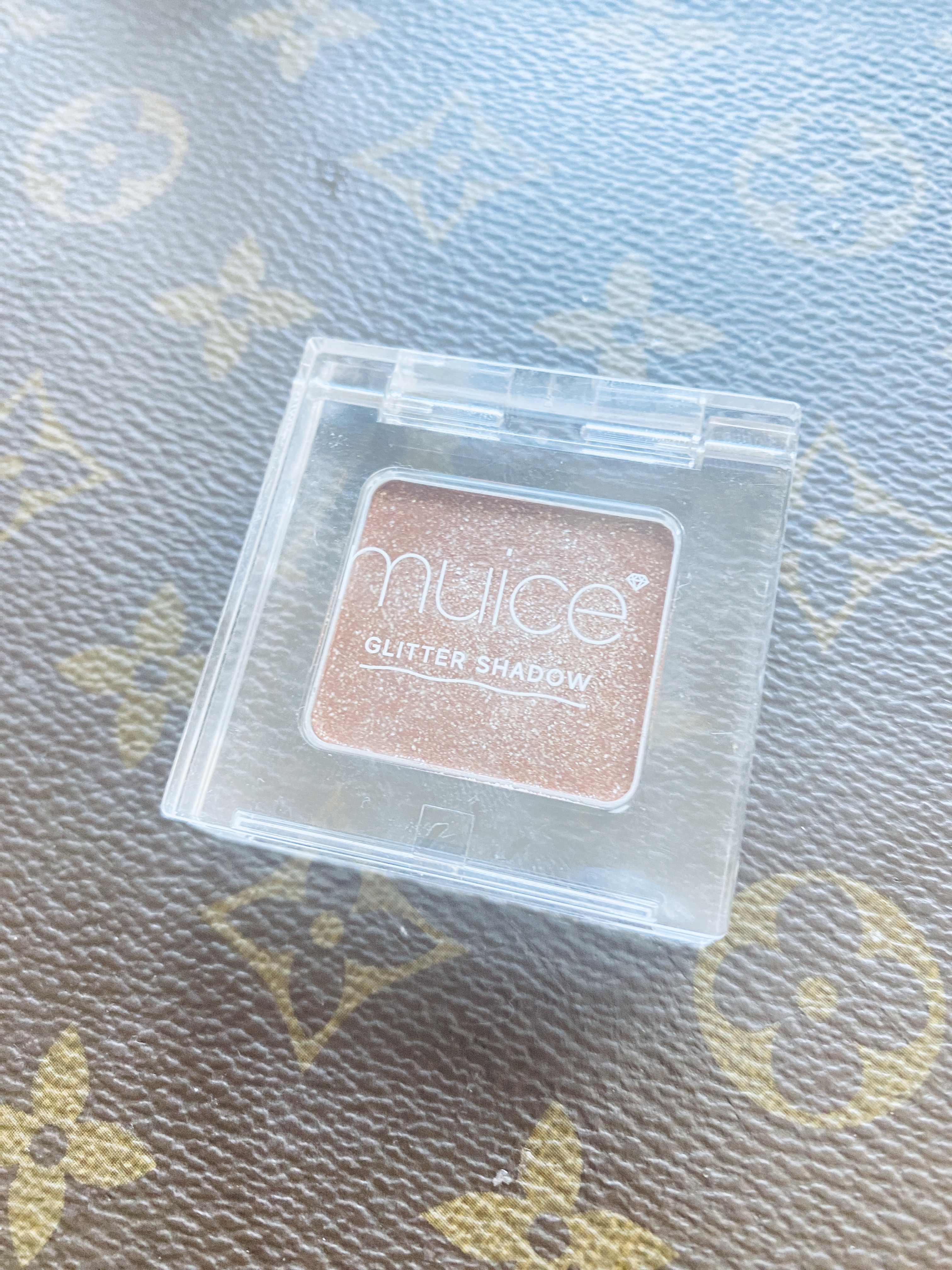 うるみオンアイズ/muice/単色アイシャドウを使ったクチコミ（1枚目）