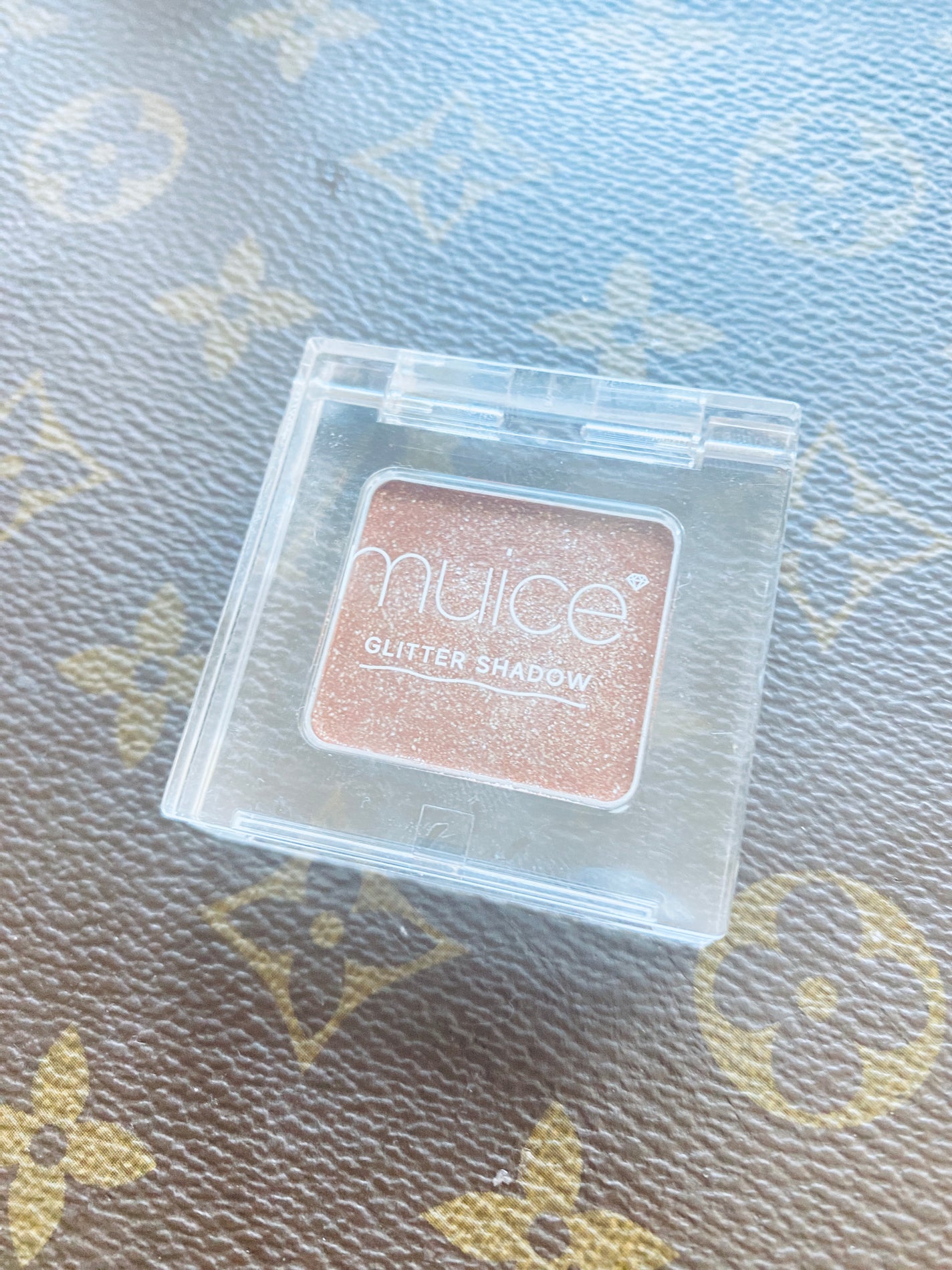 うるみオンアイズ/muice/単色アイシャドウを使ったクチコミ(1枚目)