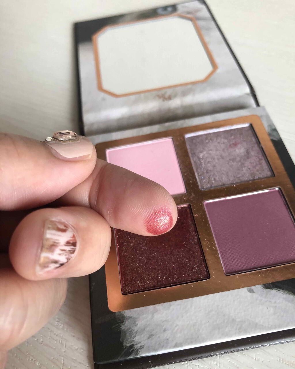 Venus Marble アイシャドウキャットシリーズ/Venus Marble/アイシャドウパレットを使ったクチコミ（2枚目）