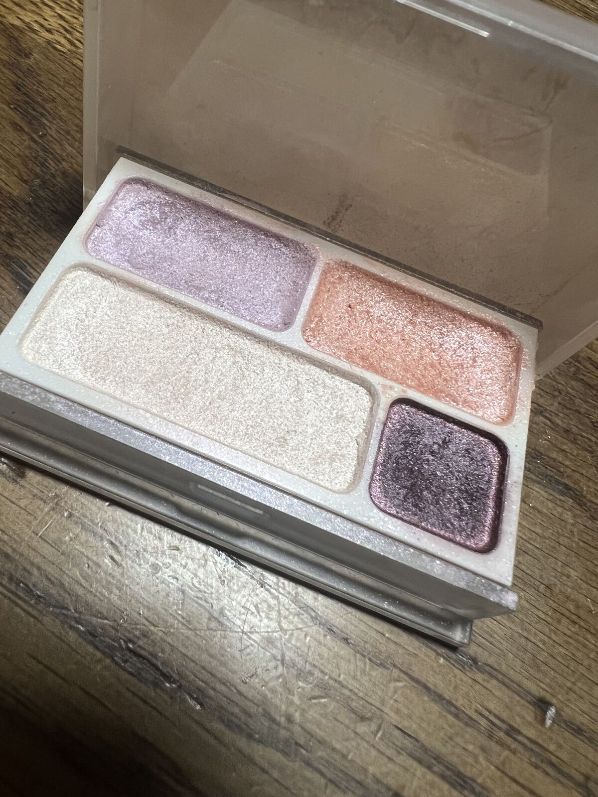 アイカラー4色タイプ プラム/無印良品/アイシャドウパレットを使ったクチコミ（1枚目）