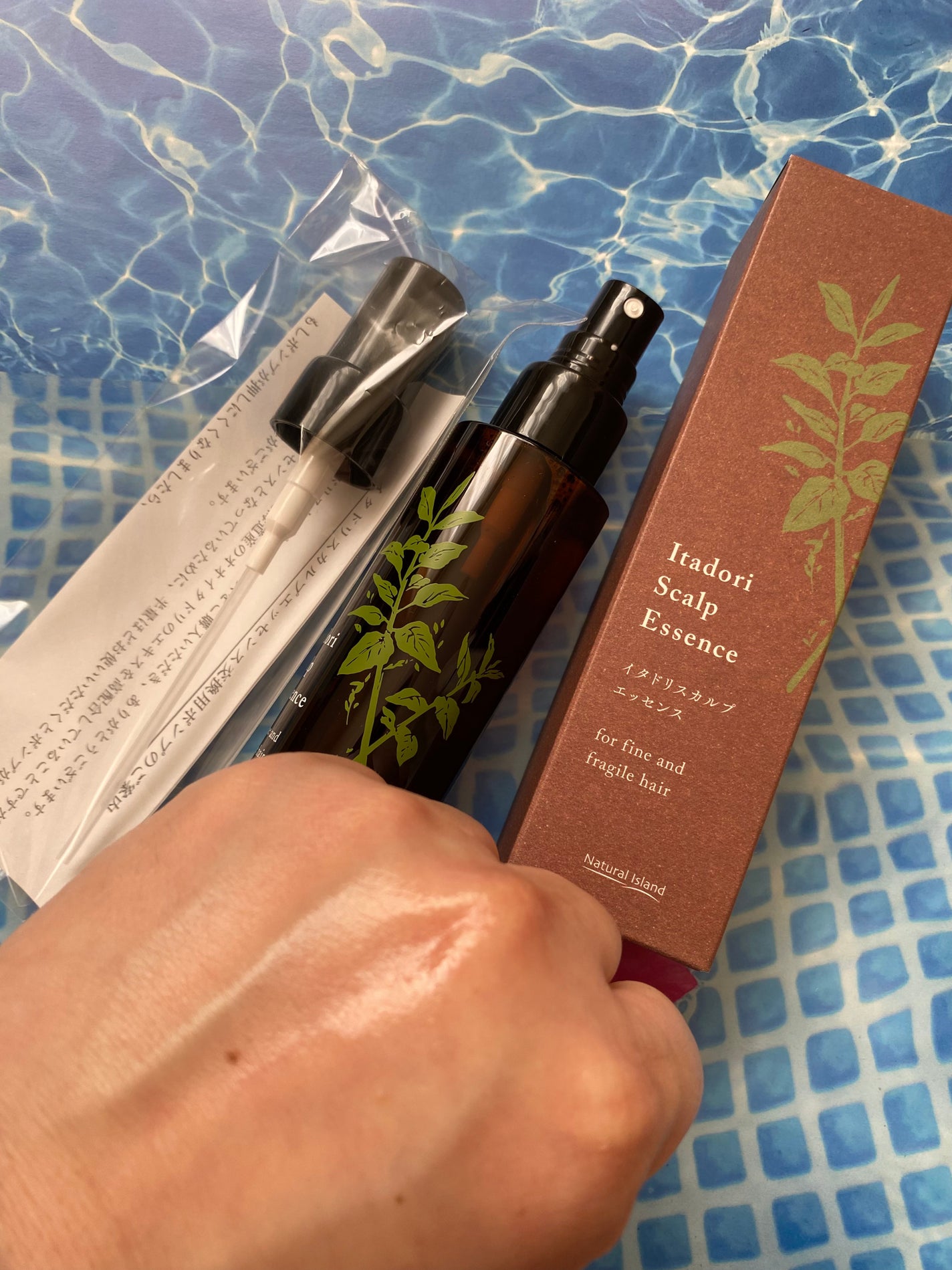 イタドリスカルプエッセンス /ナチュラルアイランド/頭皮ローションを使ったクチコミ(3枚目)