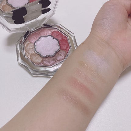 ジルスチュアート ブルームクチュール アイズ 05 dahlia blush/JILL STUART/アイシャドウパレットを使ったクチコミ(3枚目)