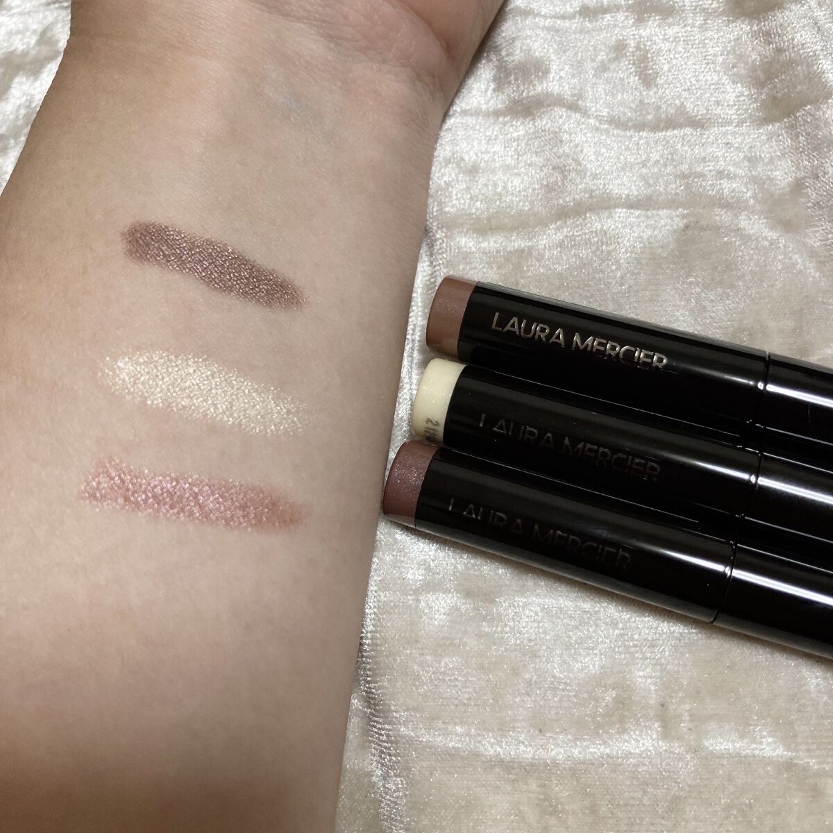 キャビアスティック アイカラー/ローラ メルシエ/スティックアイシャドウを使ったクチコミ（2枚目）