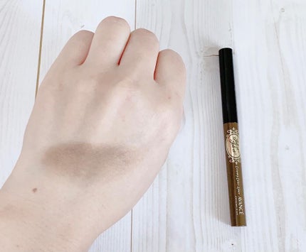 アヴァンセ ジョリ・エ ジョリ・エ クリーミィカラーライナー/アヴァンセ/ペンシルアイライナーを使ったクチコミ(6枚目)