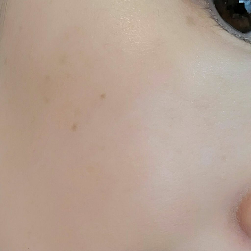 カラーブレンドグローファンデーション/ディエム クルール/クリーム・エマルジョンファンデーションを使ったクチコミ(4枚目)