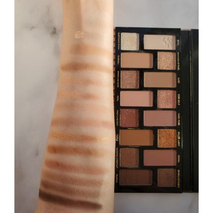 ボーン ディス ウェイ ザ ナチュラル ヌード アイシャドウ パレット/Too Faced/アイシャドウパレットを使ったクチコミ(7枚目)