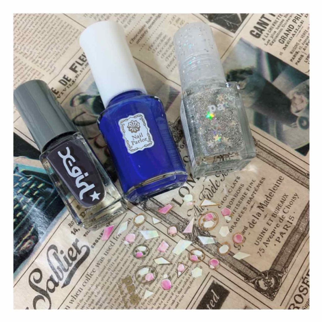 さーな on LIPS 「🌟青ネイル🌟ネイルしたばかりでしたが、撮影があったので、また変..」(2枚目)